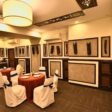 כלכותה Casa Broadway-A Boutique Hotel מראה חיצוני תמונה