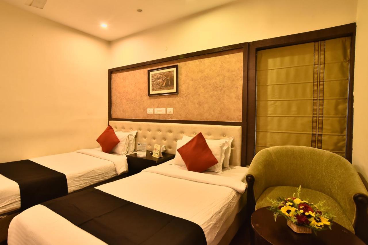 כלכותה Casa Broadway-A Boutique Hotel מראה חיצוני תמונה