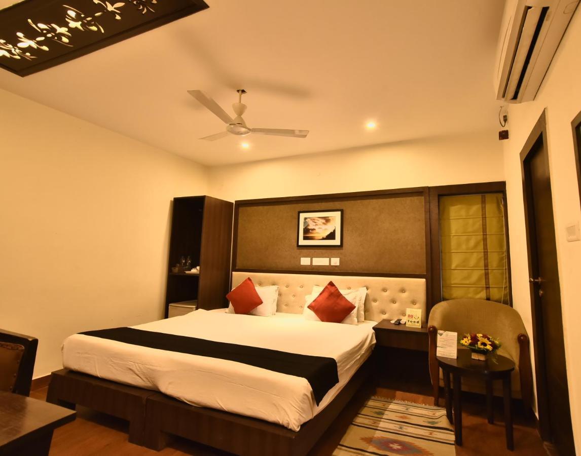 כלכותה Casa Broadway-A Boutique Hotel מראה חיצוני תמונה