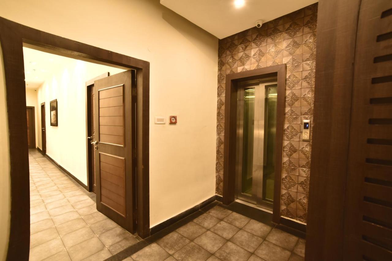 כלכותה Casa Broadway-A Boutique Hotel מראה חיצוני תמונה