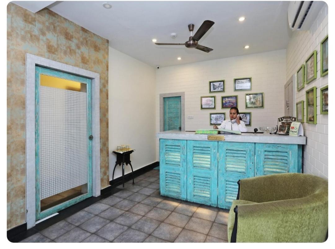 כלכותה Casa Broadway-A Boutique Hotel מראה חיצוני תמונה