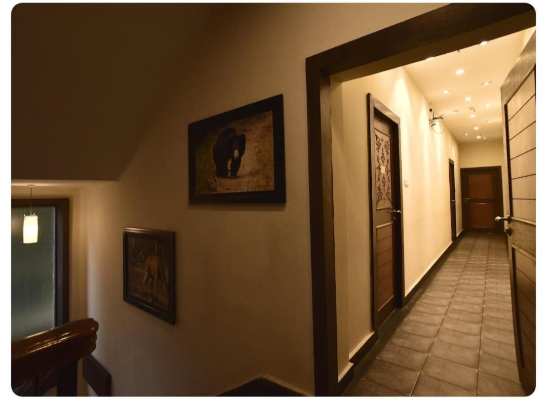 כלכותה Casa Broadway-A Boutique Hotel מראה חיצוני תמונה