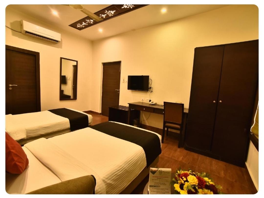 כלכותה Casa Broadway-A Boutique Hotel מראה חיצוני תמונה