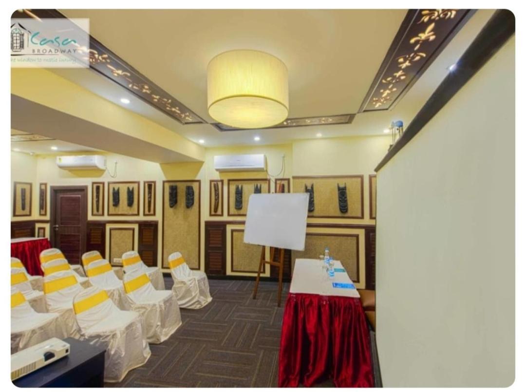 כלכותה Casa Broadway-A Boutique Hotel מראה חיצוני תמונה